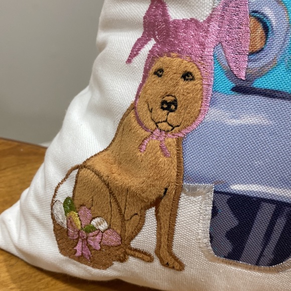 NWT.  Spring dogs, 18’ X 18”, throw pillow. - Picture 5 of 11